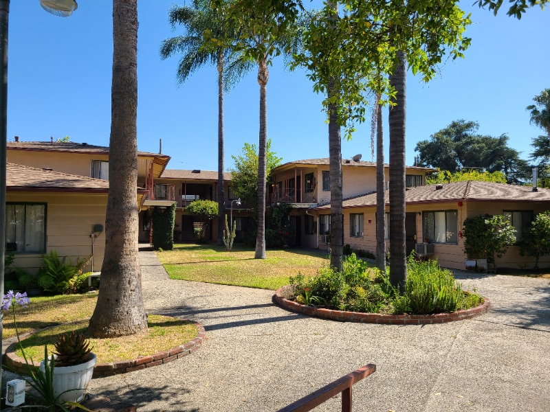 Photo - 770 E Washington Blvd (Pasadena, CA)