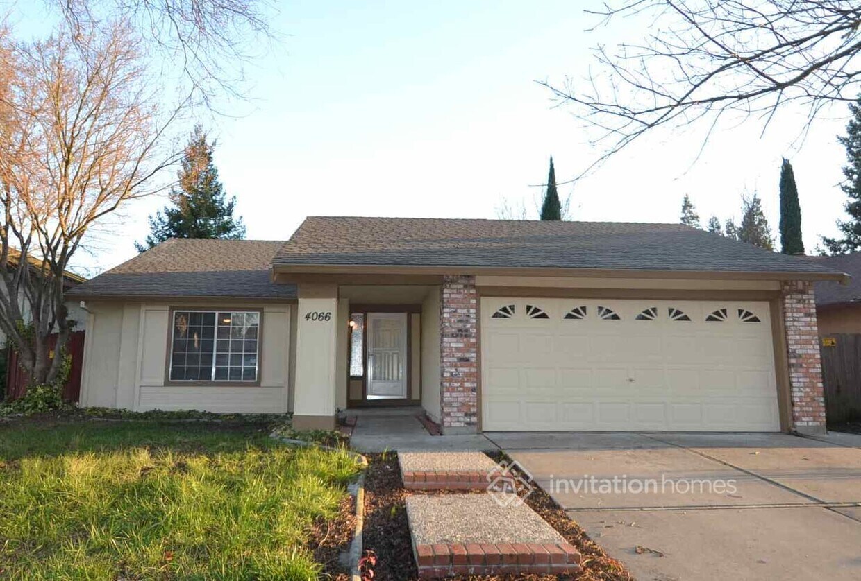 Primary Photo - 4066 Sea Meadow Way
