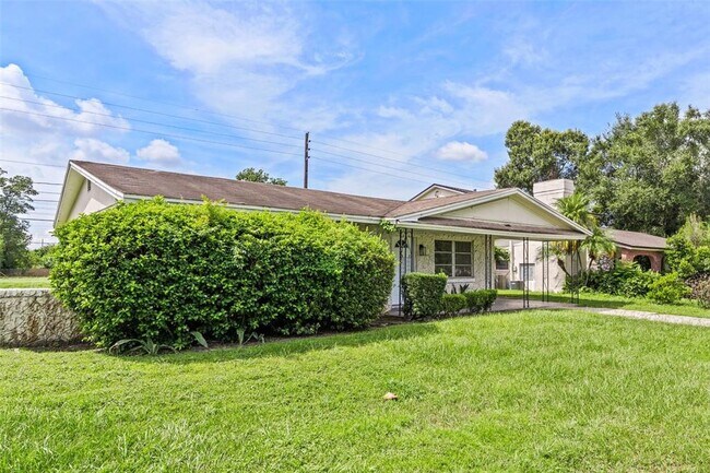 Foto del edificio - 4584 Kirkland Blvd