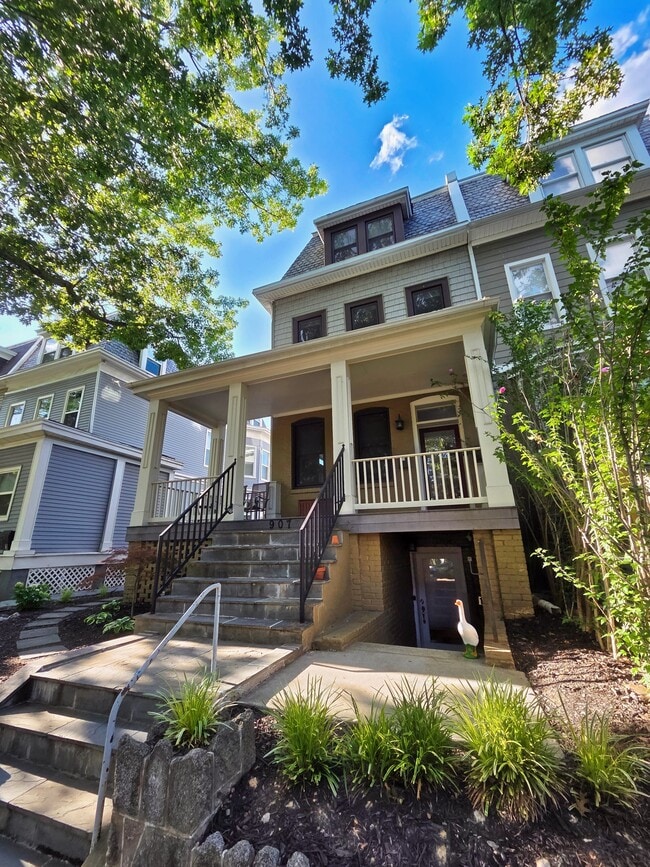 Photo - 907 Webster St NW (Washington, DC) House