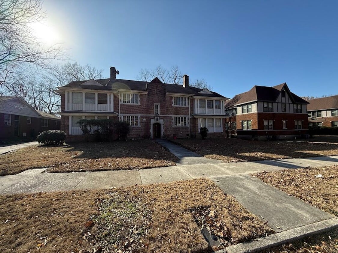 480F - 2167 Washington - 480F - 2167 Washington