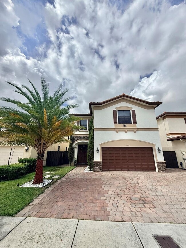 Foto del edificio - 8640 NW 101st Pl