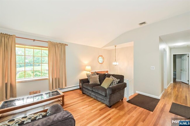 Foto del edificio - 413 Obrien Ct