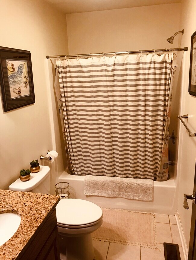 Foto del edificio - 174 Victoria Ln