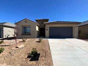 Building Photo - 6082 Hardin Dr SE