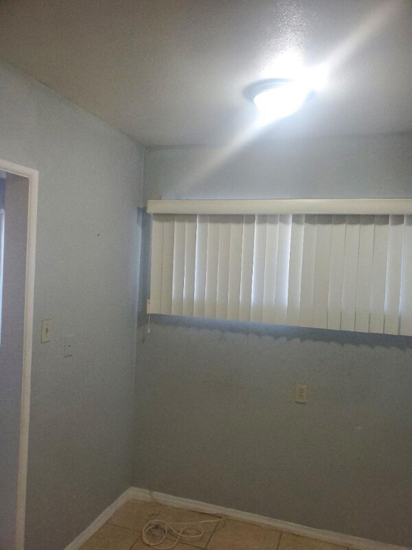 Building Photo - 6117 Woodlawn Ave