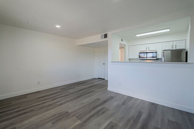 Foto del interior - West Frontier Condominiums