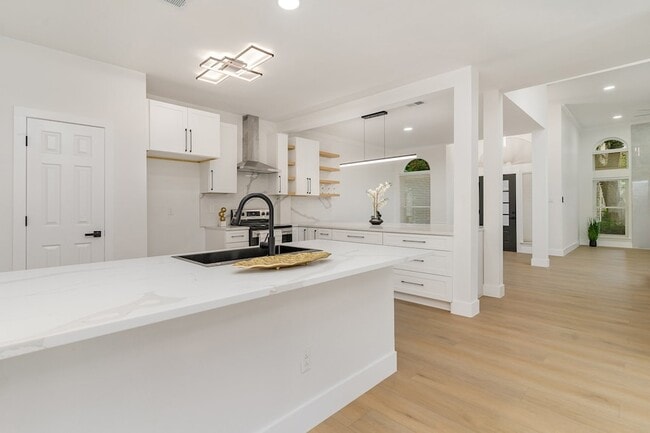 Building Photo - 17732 Windflower Way
