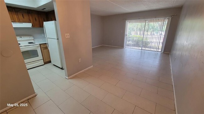 Building Photo - 1904 Honour Rd