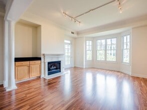 Building Photo - 850 Piedmont Ave NE