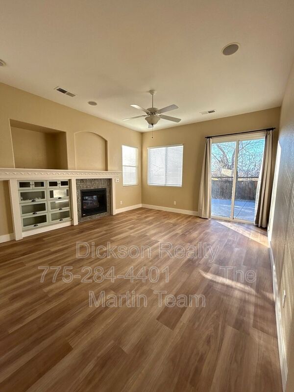 Foto del edificio - 7457 Earlsmoore Dr