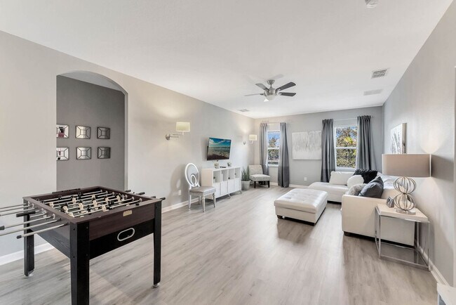 Foto del edificio - 4348 Acorn Ct