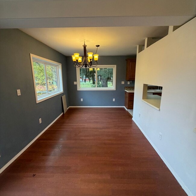 Dining room - 10002 N Whitworth Dr