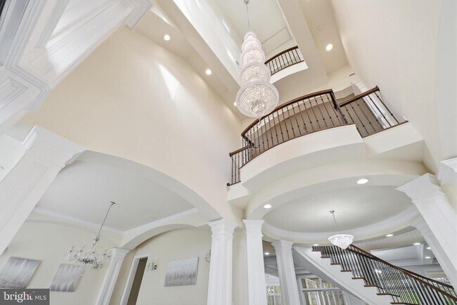 Foto del edificio - 8735 Brook Rd