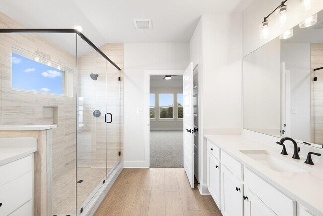 Foto del edificio - 6313 Leftwich Cv