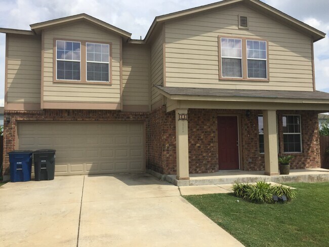 Building Photo - 616 Northlake Dr