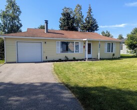 Building Photo - 214 Kody Dr
