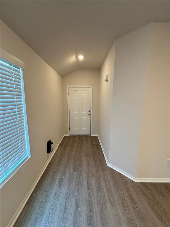 Foto del edificio - 2550 E Meramec St