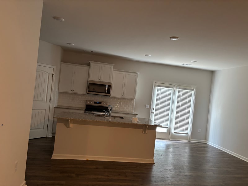 Building Photo - 464 Stoneybrook Dr