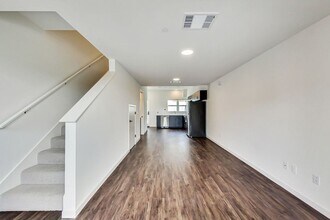 Building Photo - 4690 Tompkins Ave