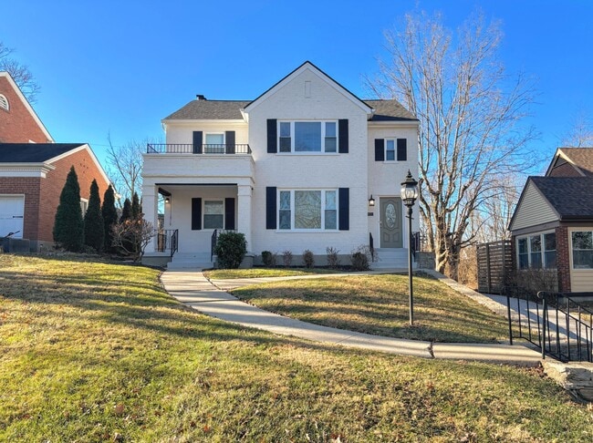 Building Photo - 27 Sunnymede Dr