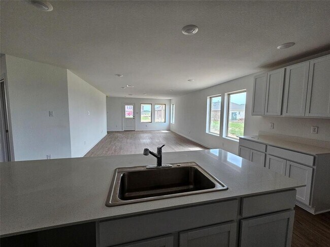 Foto del edificio - 1619 Red Oak Dr