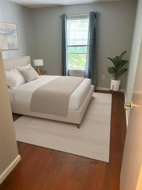 Master bedroom - 99 Sapphire Ln