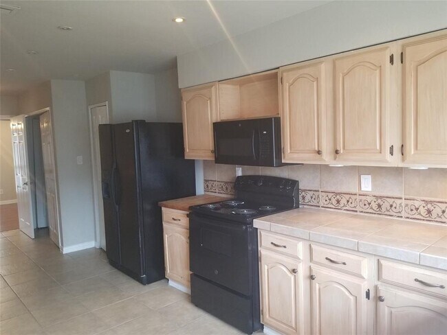Foto del edificio - 3622 Chamberland Dr
