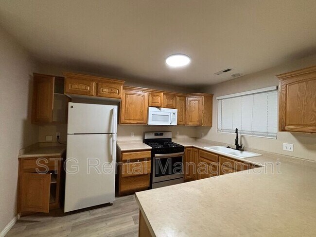 Foto del edificio - 1167 E 400 S