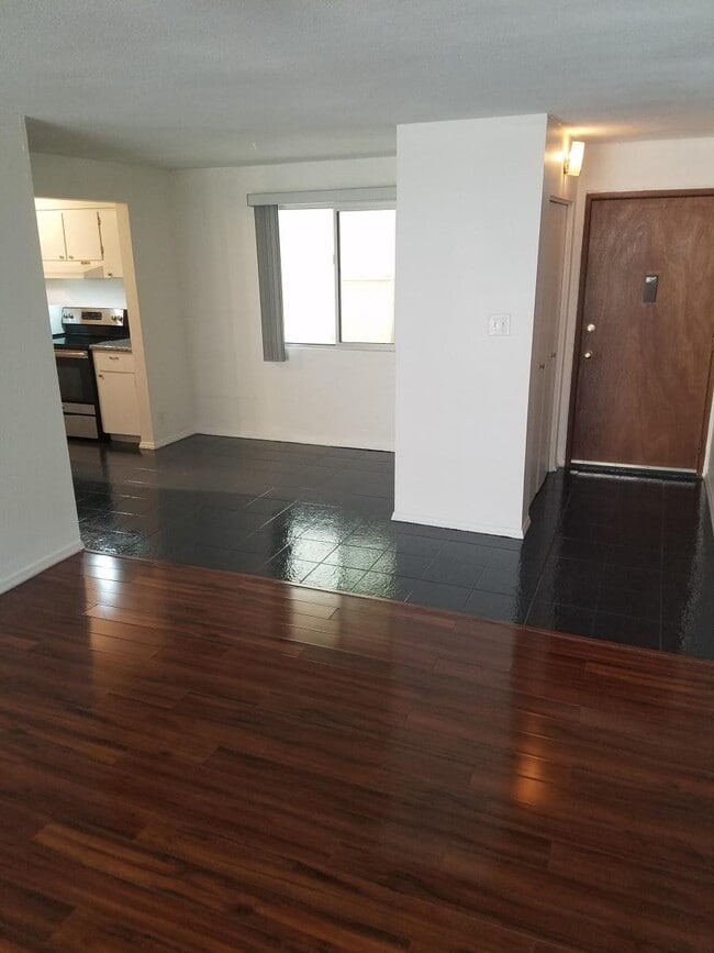 Foto del edificio - 7625 E Camelback Rd