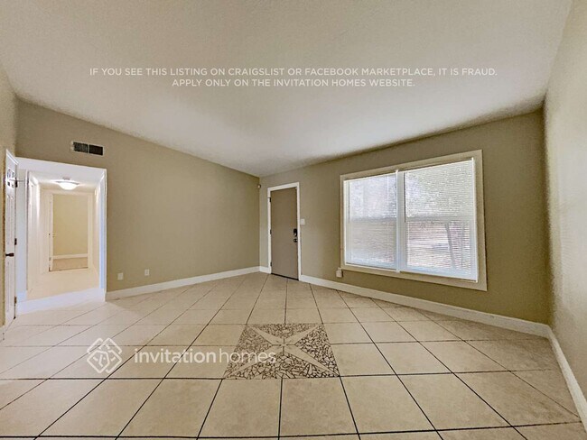 Building Photo - 4415 Hood Ave