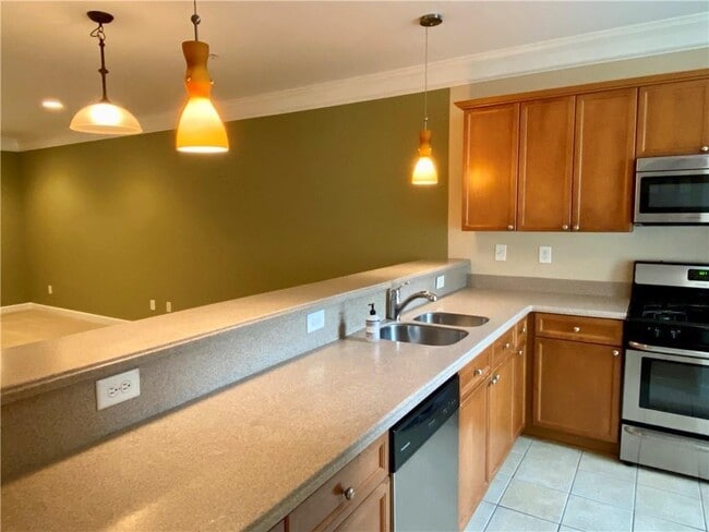 Building Photo - 1214 Harris Commons Pl