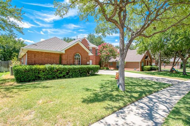 Building Photo - 6308 Bittersweet Dr