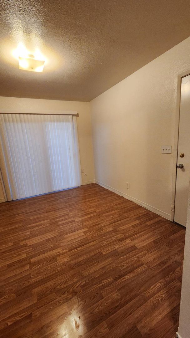 Foto del edificio - 7329 N San Pablo Ave