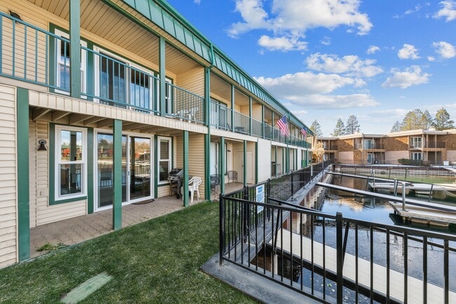 Foto del edificio - 439 Ala Wai Blvd