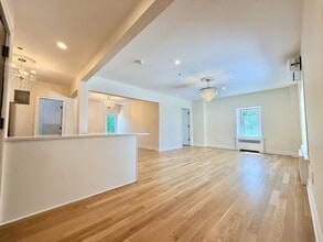 Building Photo - 155 Beacon Hill Dr