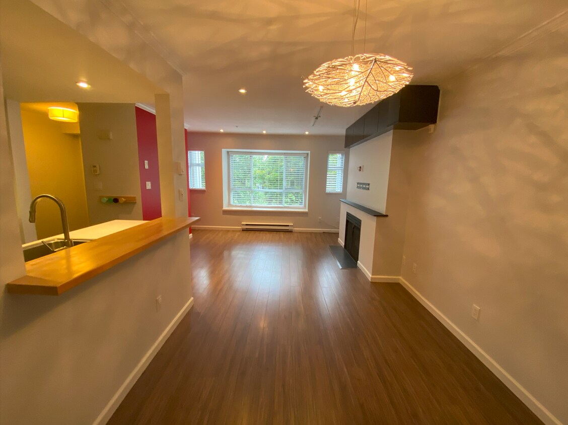 Photo principale - 2883 East Kent Ave N