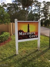 Building Photo - 15250 Riverbend Blvd