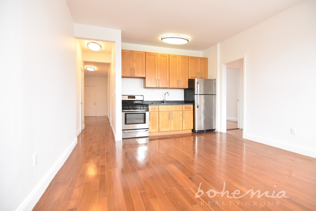 12 Pinehurst Ave, New York, NY 10033 Apartments in New York, NY