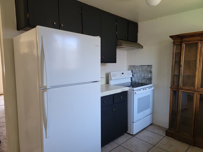 Kitchen - 19 Ponce de Leon Ave