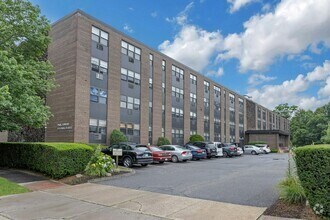 9 Park St
