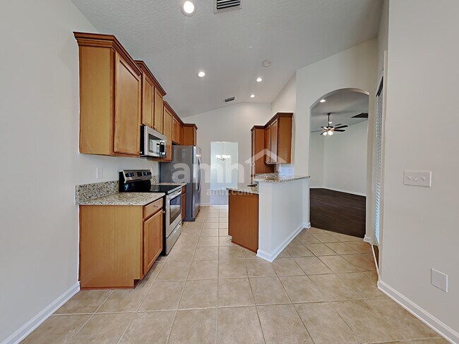 Building Photo - 2340 Aberford Ct