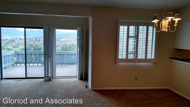 Foto del edificio - 3 br, 2 bath House - 1106 Fontmore Road #C