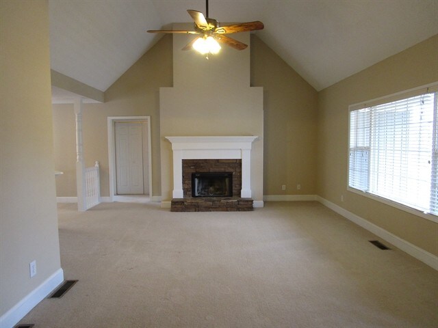 Building Photo - 330 Red Fox Drive