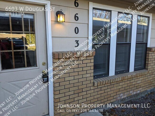 Foto del edificio - 6603 W Douglas St