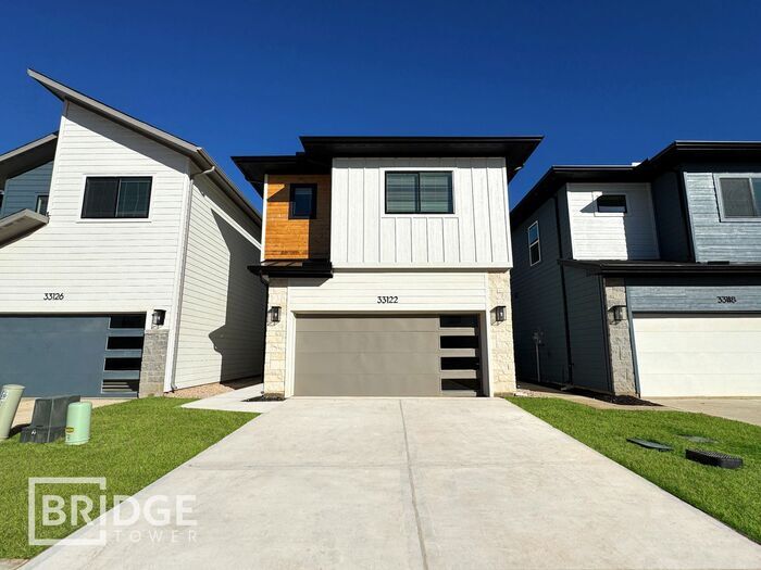 Foto principal - 33122 Oak Hts Pl