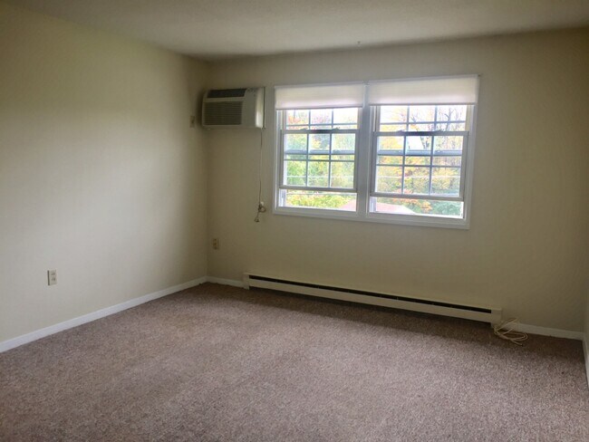 Foto del edificio - Garden Gates Apartment