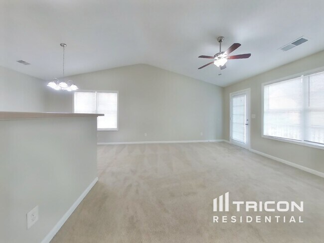 Foto del edificio - 172 Greystone Cir