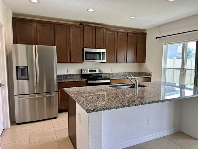 Foto del edificio - 212 Hamlet Lp