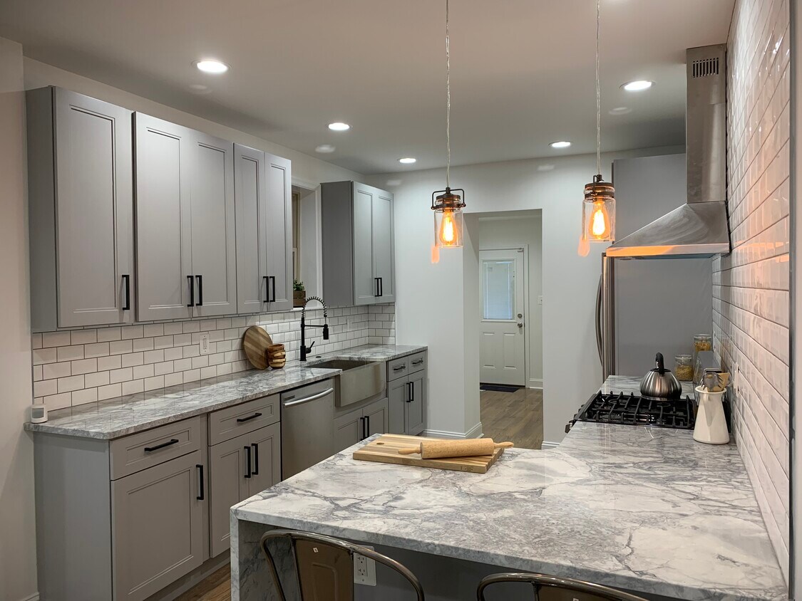 Foto principal - 2309 Mifflin St